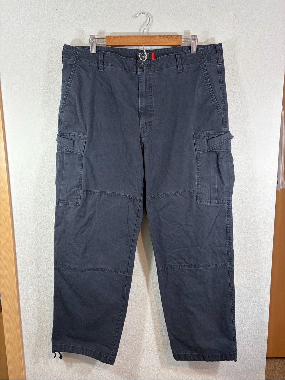 Dockers Navy Blue Relaxed fit Baggy Cargo Pants